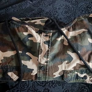 Men's camo jacket